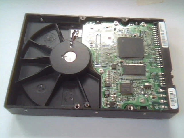 Hard Disk Drive IDE Maxtor DiamondMax Plus 9 YAR41BW0 F4FYA - image 5