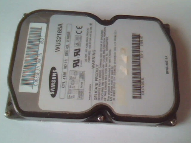 Hard Drive IDE Disk Samsung WU32165A J38J741019L W521