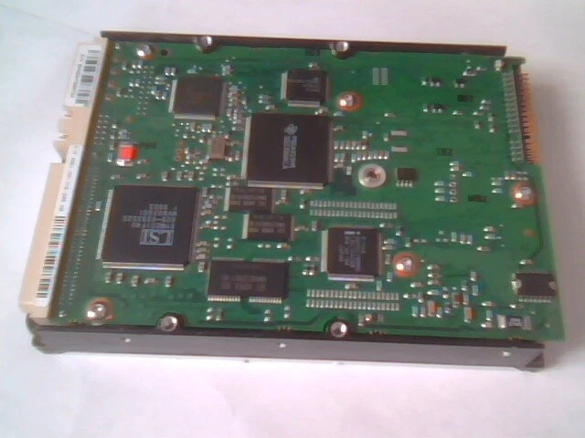 Hard Disk Drive SCSI Western Digital WDE9180-0048A4 CABBLLSC 9.18GB Ultra2 LVD - image 4