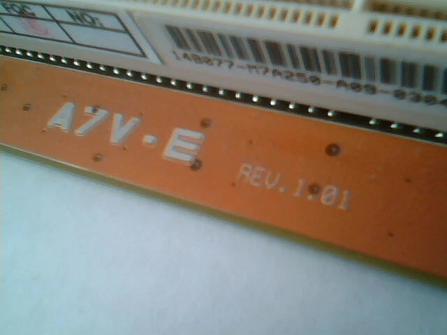 Motherboard Athlon ASUS A7V-E v1.01 Socket 462 Duron800 - image 2