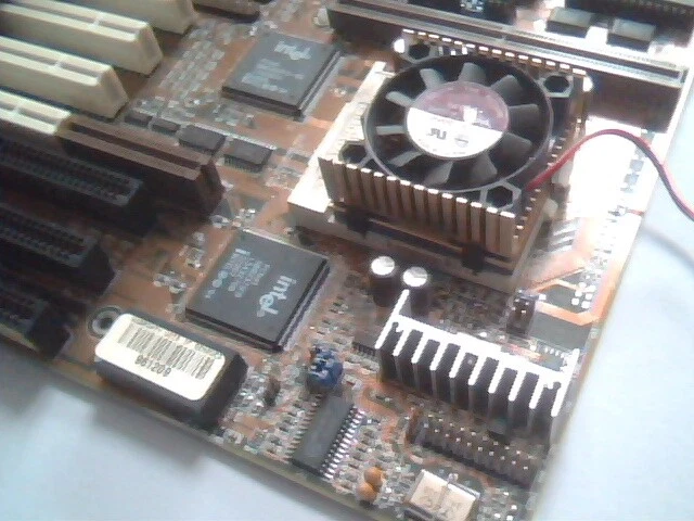 Motherboard Pentium ASUS P/I-P55TP4XEG 2.4 430FX MediaBus 1.2 COIN BATTERY - image 2