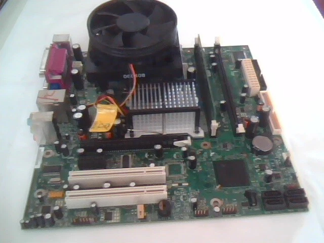 Motherboard Pentium D Intel Desktop Board D45436-307 D946GZIS 2.8GHz