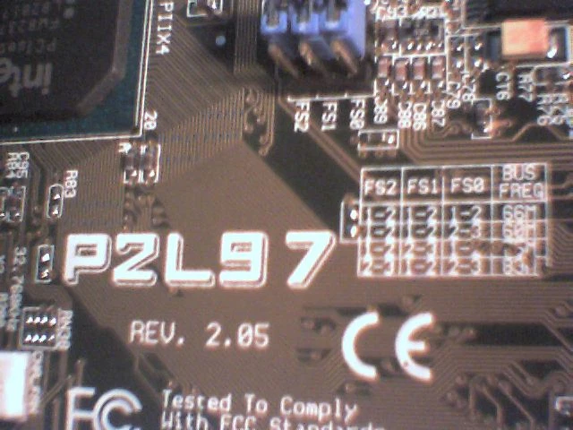 Pentium Motherboard Slot1 ASUS P2L97 v2.05 two 2 ISA AGP PCI 440LX W83977TF - image 5
