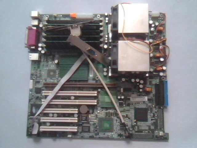 Motherboard Dual Xeon SuperMicro P4DME-M Rev 1.00 w/CPU
