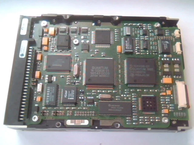 Hard Disk Drive SCSI Disk Quantum Empire EM10S013-02-H 1080S - image 4