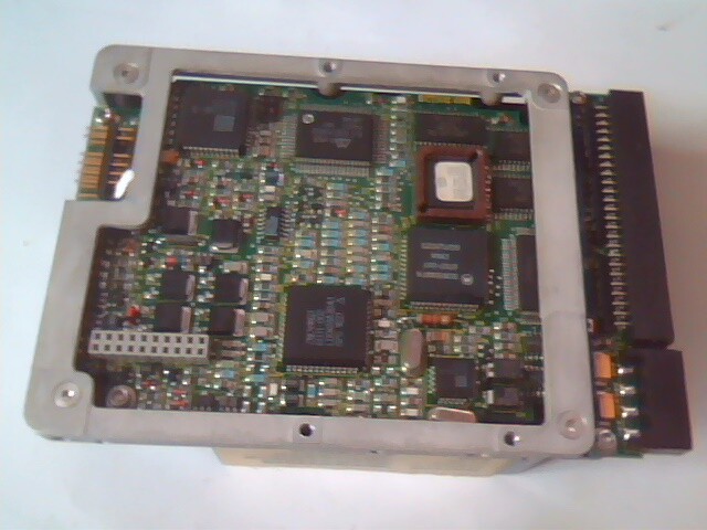 Hard Drive SCSI Disk Conner CP3200F Q903YQ STH05 - image 2
