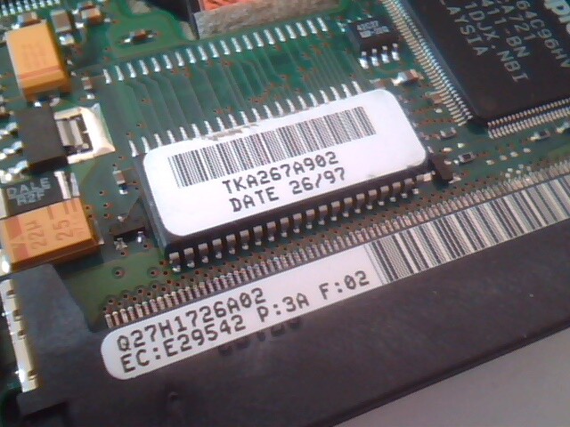 Hard Drive SCSI Disk IBM DCHS 295158-001 DCHS04Y FR5151 - image 5
