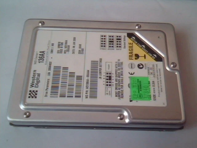 Hard Disk Drive IDE Western Digital WD Caviar 136AA WD136AA-00AAA4