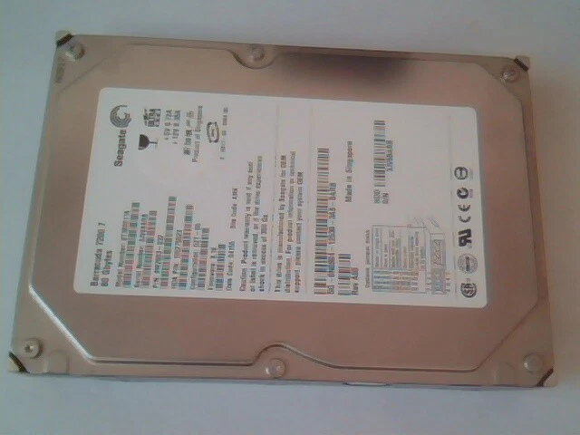 Hard Disk Drive IDE Seagate Barracuda ST380011A 9W2003-032 DZT-04 100275523