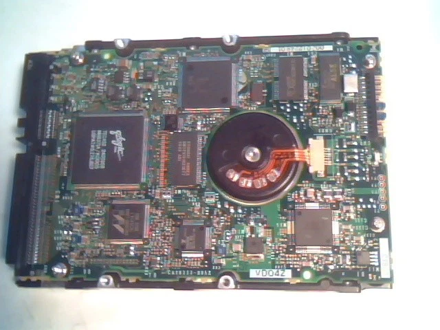 Hard Disk Drive SCSI Fujitsu Limited MAE3182LP CA05348-B450 Rev A - image 2