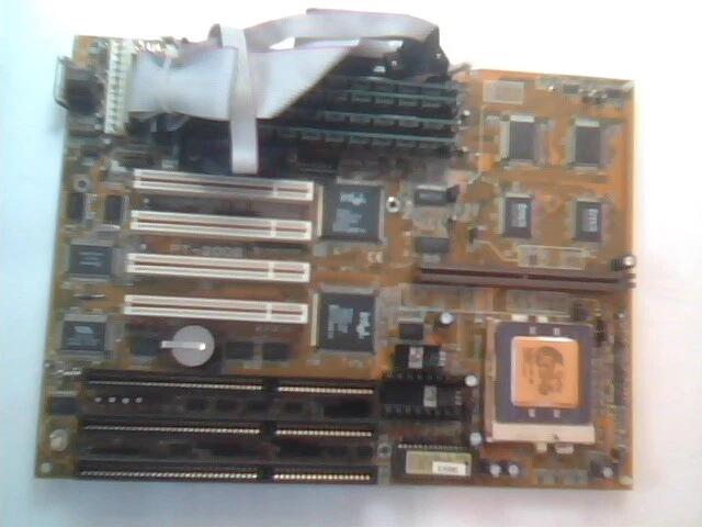 Pentium Motherboard Socket7 FIC PT-2006 v2.3 430VX wCPU