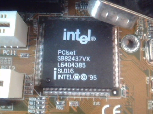 Pentium Motherboard Socket7 FIC PT-2006 v2.3 430VX wCPU - image 6
