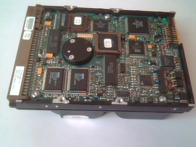 Hard Drive SCSI Disk Conner CFP4207S CDR05 AQ53113 2.23 SJ4 37150-002 - image 4