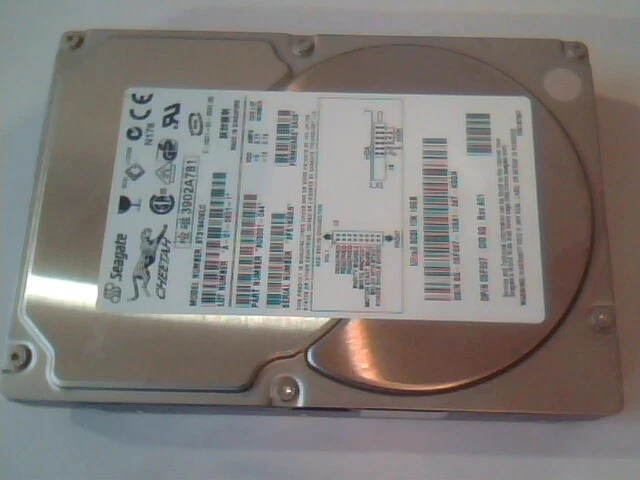 Hard Disk Drive SCSI Seagate Cheetah ST318406LC A-01-0301-1 9U3001-044 8A03