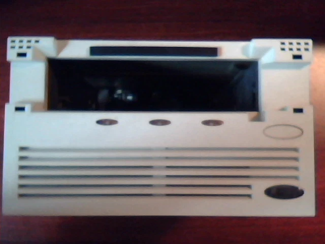 DLT Tape Drive Quantum TR-S13XA-EG 70-80016-01 A05 B03 SDLT Series SCSI LVD - image 3