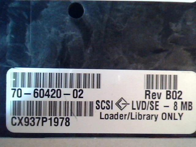 20/40 GB DLT Tape Drive Quantum TH8AG 70-60420-02 8000 Series N143 SCSI LVD/SE - image 3