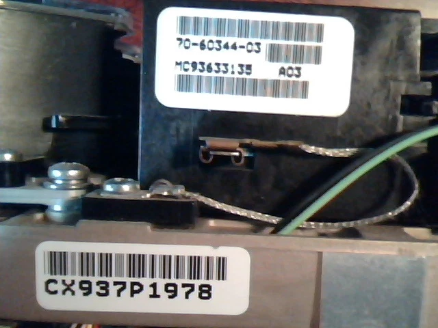 20/40 GB DLT Tape Drive Quantum TH8AG 70-60420-02 8000 Series N143 SCSI LVD/SE - image 5
