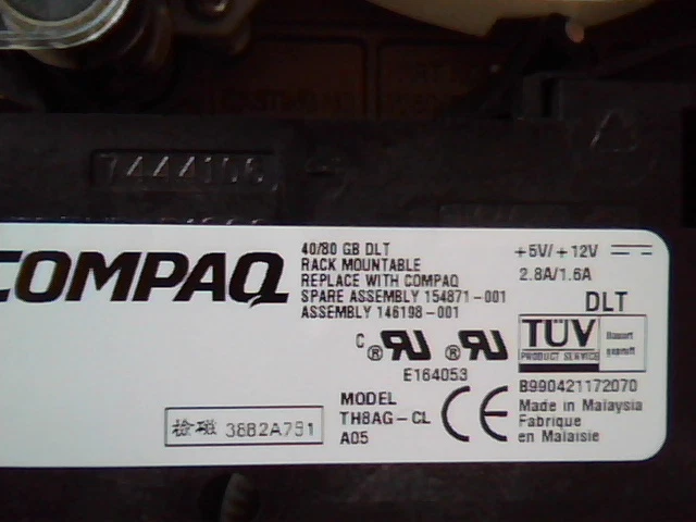 DLT Tape Drive Compaq 40/80 GB TH8AG-CL 70-60420-02 SCSI LVD/SE C02 A05