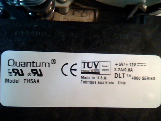DLT Tape Drive Quantum TH5AA 70-32048-08 B03 4000 Series SCSI SE Standalone