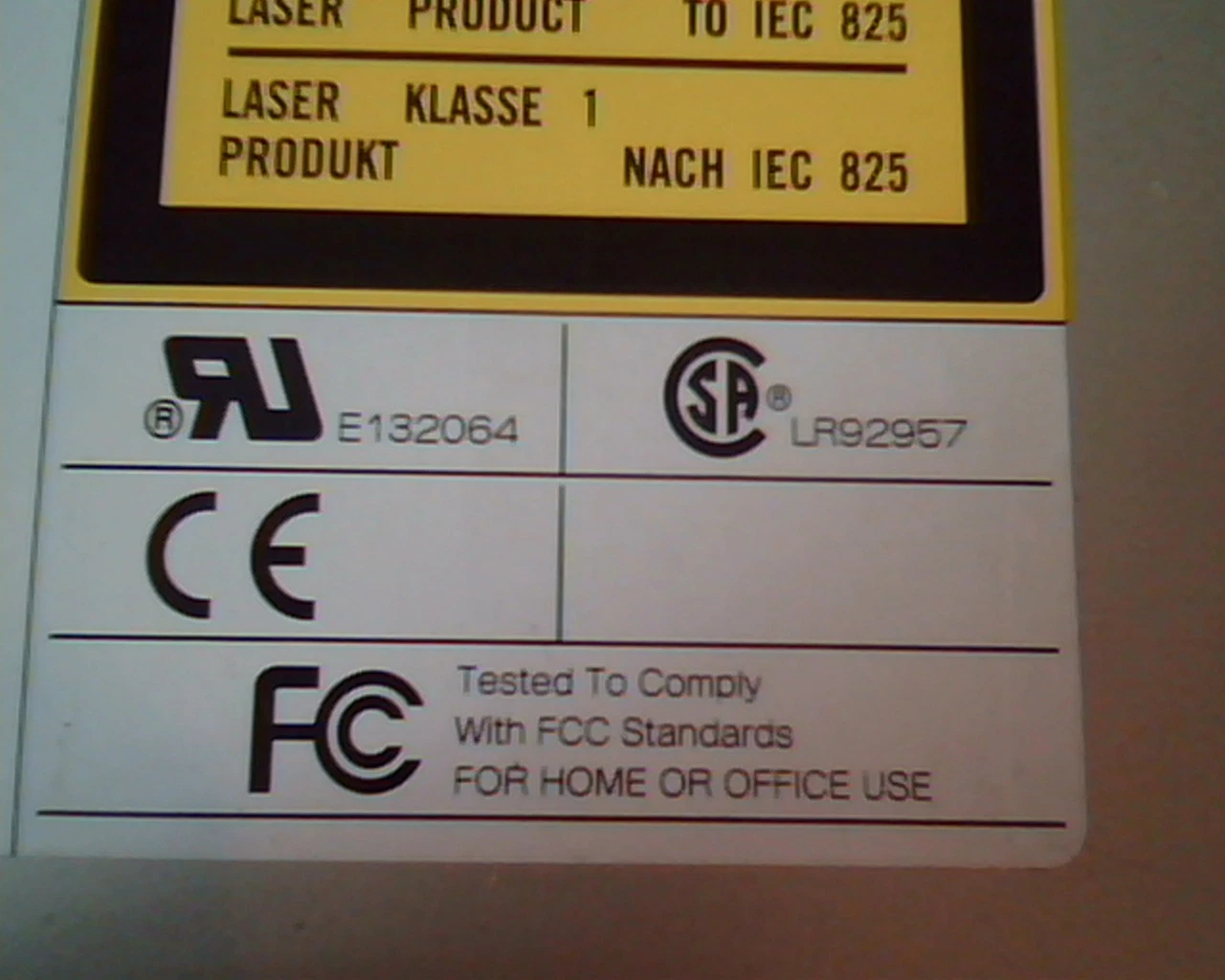 Plextor PX-32TSi CD-ROM Drive 13C4 0303 August 1998 E132064 UltraPlex - image 3
