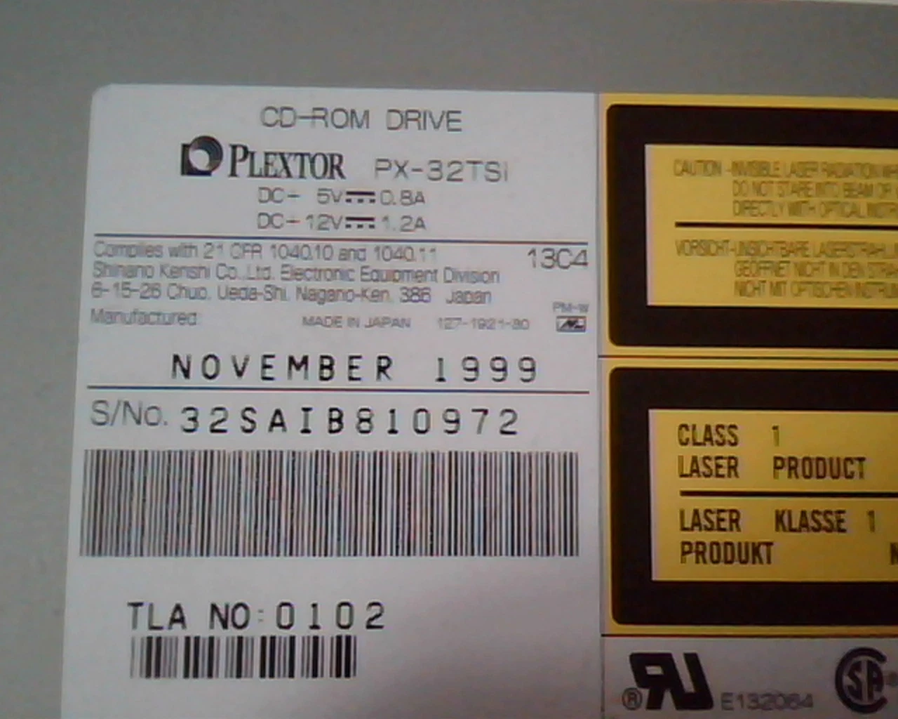 Plextor PX-32TSi CD-ROM Drive 0102 97H7795 97H7796 Nov1999 SCSI 32x