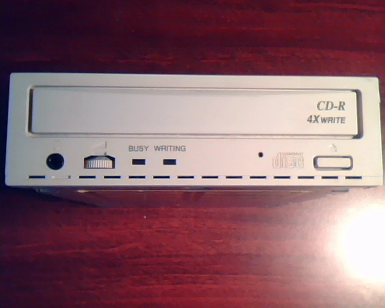 Matsushita-Kotobuki CW-7502-B IU09TB058CRB April 1999 CD-R 4x Write Drive SCSI - image 2