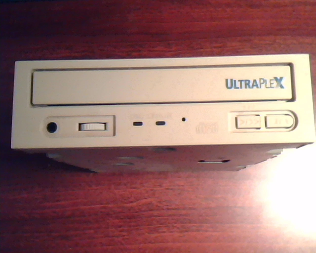 Plextor CD-ROM Drive PX-32TSi Aug1998 0303 SCSI UltraPlex LR92957 E132064 - image 3