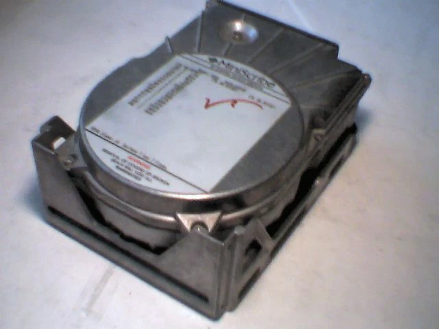 Hard Drive Vintage MFM Miniscribe 6085 Full Height