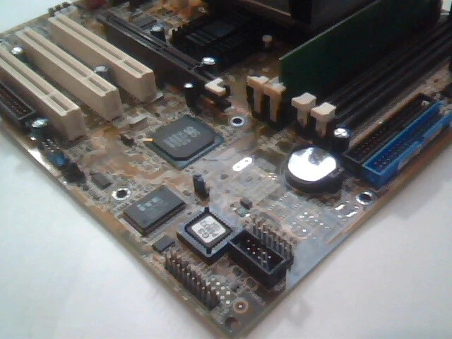 Motherboard P4 ASUS P4S533-MX-UAYZ Rev:2.00 1.7GHz - image 2