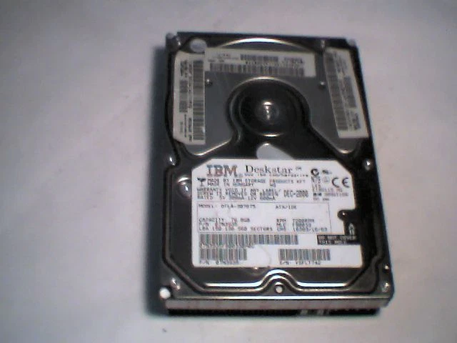 Hard Drive Disk IDE IBM Deskstar DTLA-307075 07N3935 24P6052 07N5786-F80421 6KR9