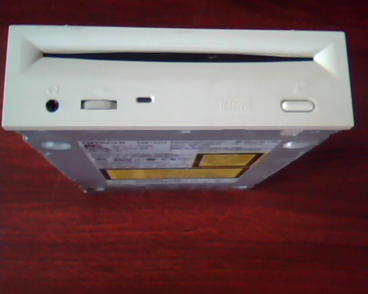 Hitachi CDR-8230 E132107 Sept 1997 AVCP A0 0014 270698-205 IDE CD Drive - image 5
