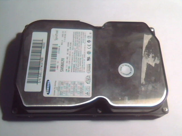 Sony Vaio PCV-W20 -- Hard Disk Drive Samsung SV0602H Rev.A RH100-15 60GB Verna