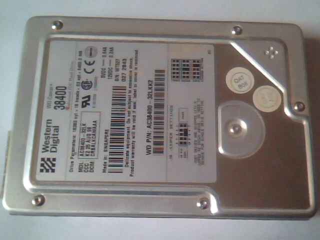 Hard Disk Drive IDE Western Digital Caviar 38400 AC38400-32LK AC68400-32LKK2