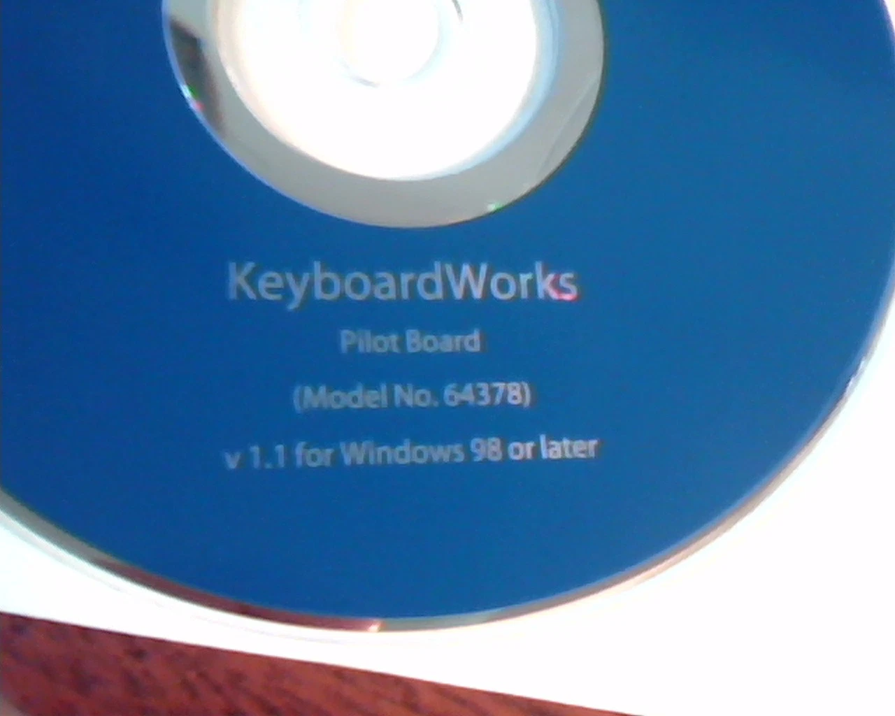 Kensington KeyboardWorks Pilot Board 64378 v1.1 for Windows or later CD - image 2