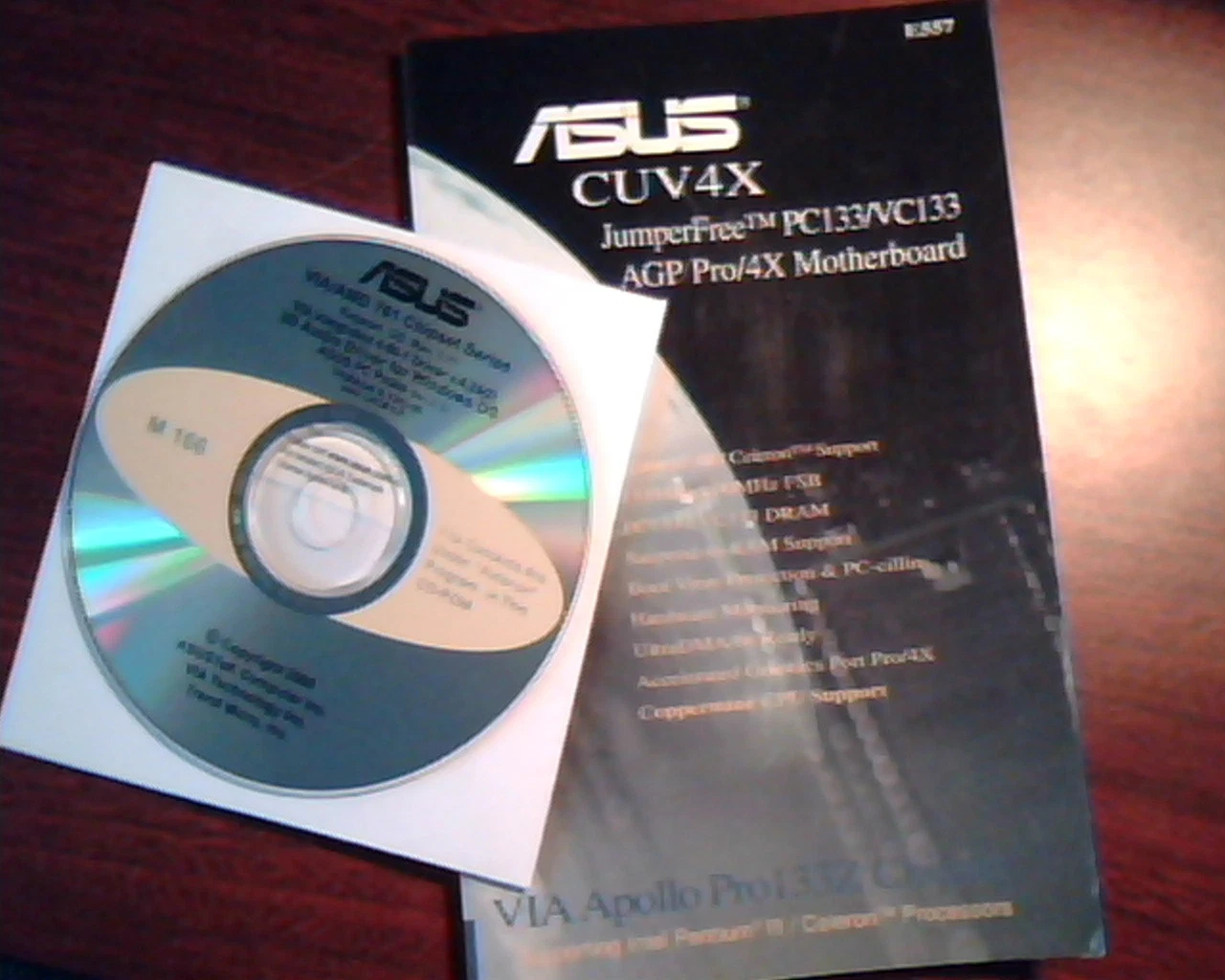 ASUS CUV4X JumperFree PC133/VC133 AGP Motherboard User's Guide Manual WITH CD