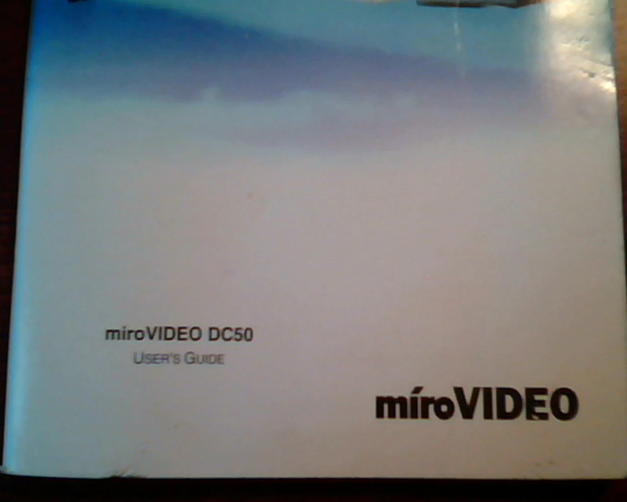 miroVIDEO DC50 User's Guide Pinnacle Systems Manual Version 1.0/GB June 1998 - image 2