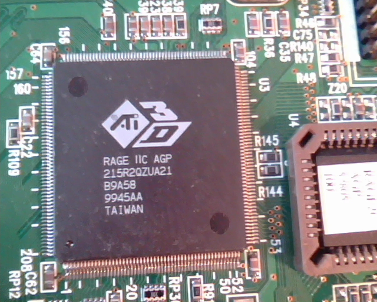 AGP card ATI 109-52800-01 Rage IIC 2c AMC 2.0 1025281300 N625 012464 - image 3