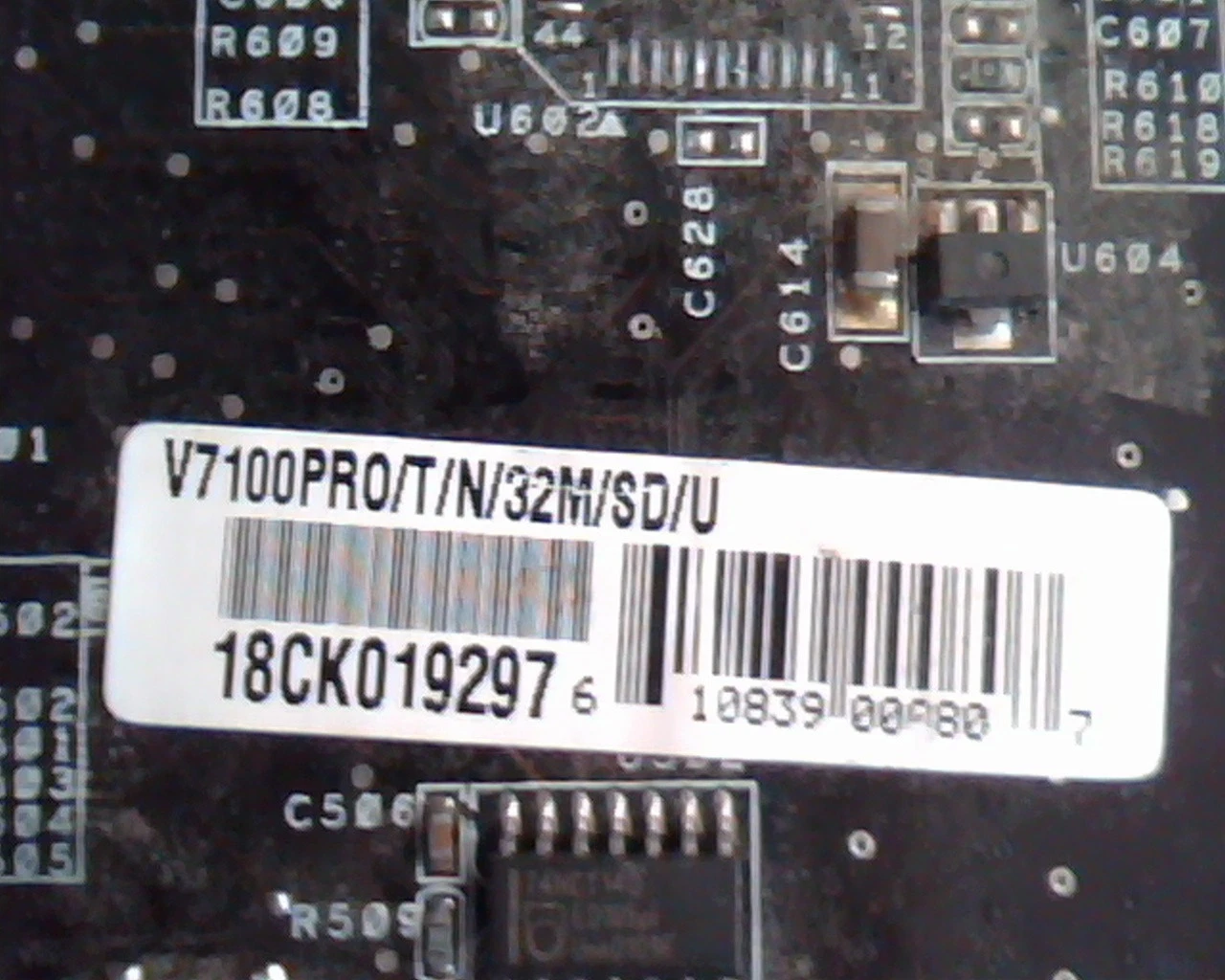 AGP card ASUS V7100Pro 32M N SD/U 18-F008-A01-00589 NTSC Video - image 3