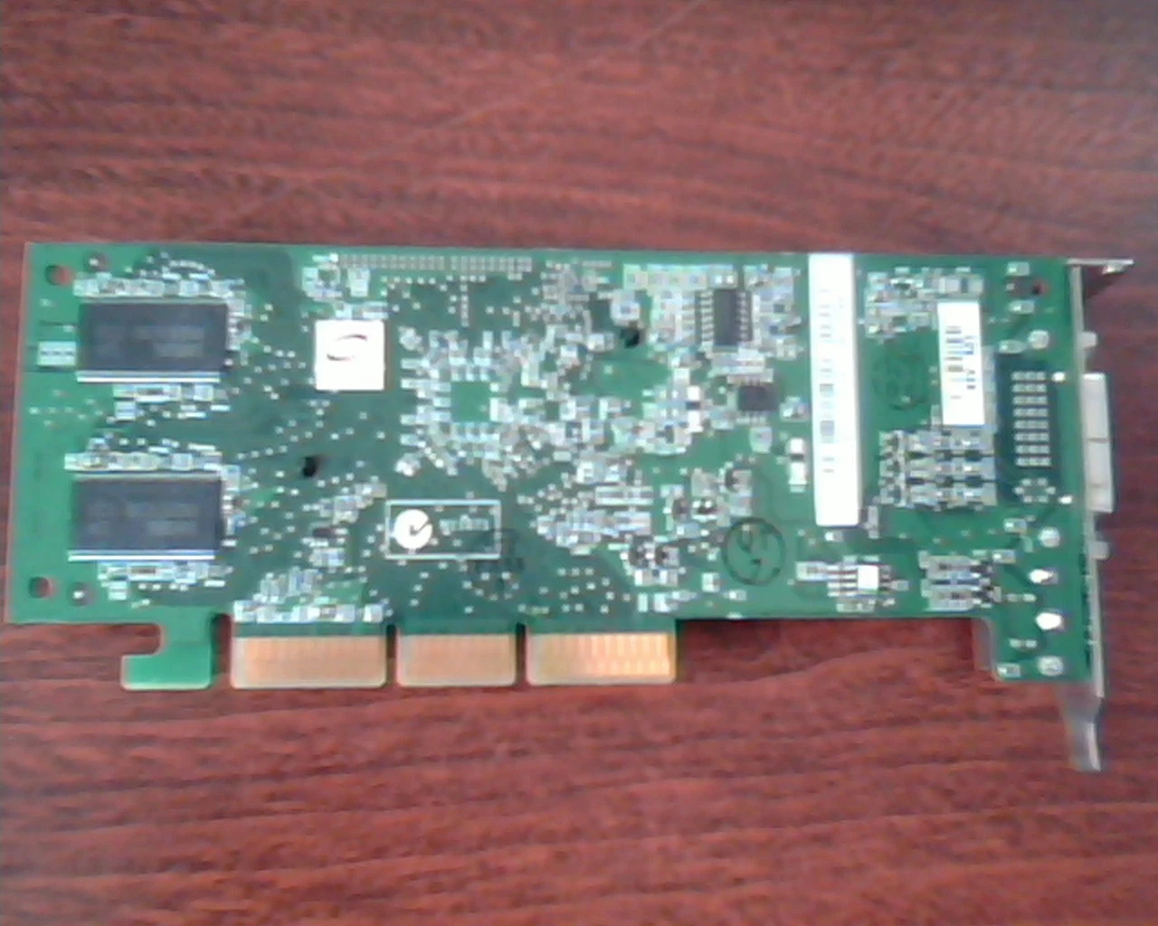AGP card NVIDIA P117 180-10117-0000-B00 64MB Graphics Video DVI - image 4