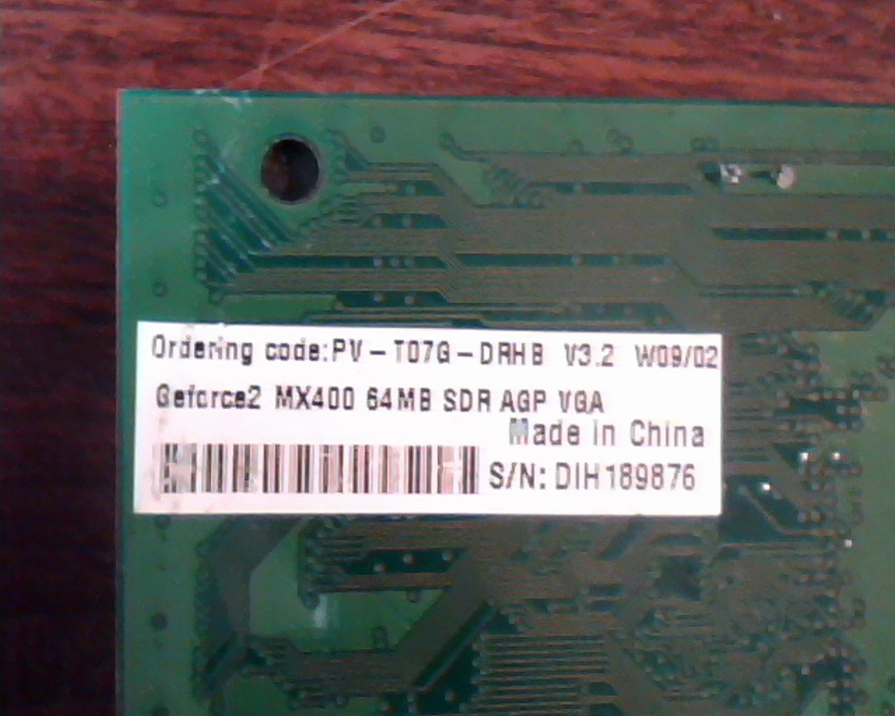 AGP card GeForce MX400 64MB SDR VGA PV-T07G-DRHB V3.2 - image 3