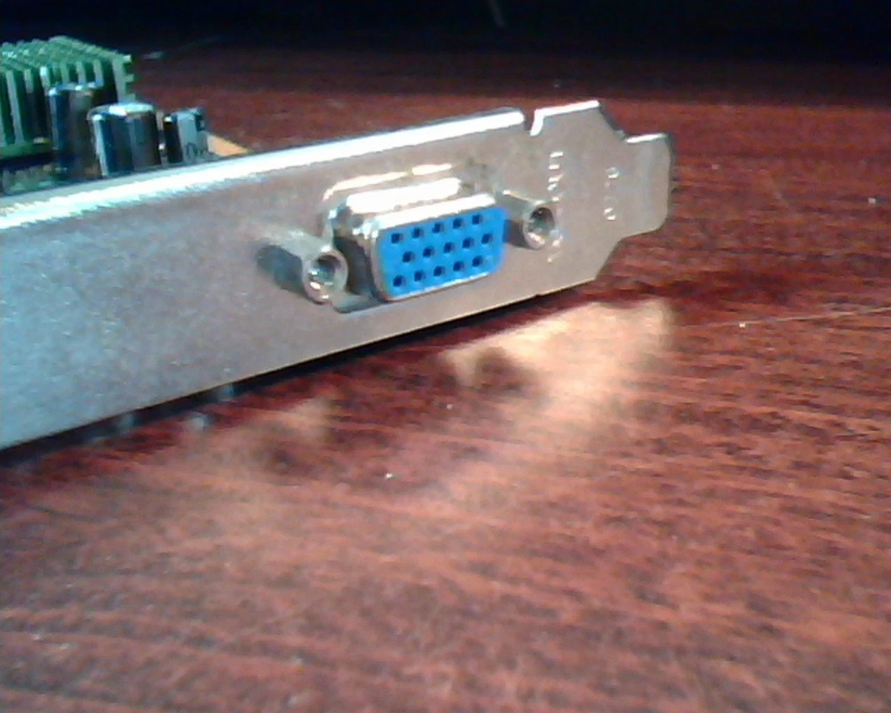 AGP card GeForce MX400 64MB SDR VGA PV-T07G-DRHB V3.2 - image 5