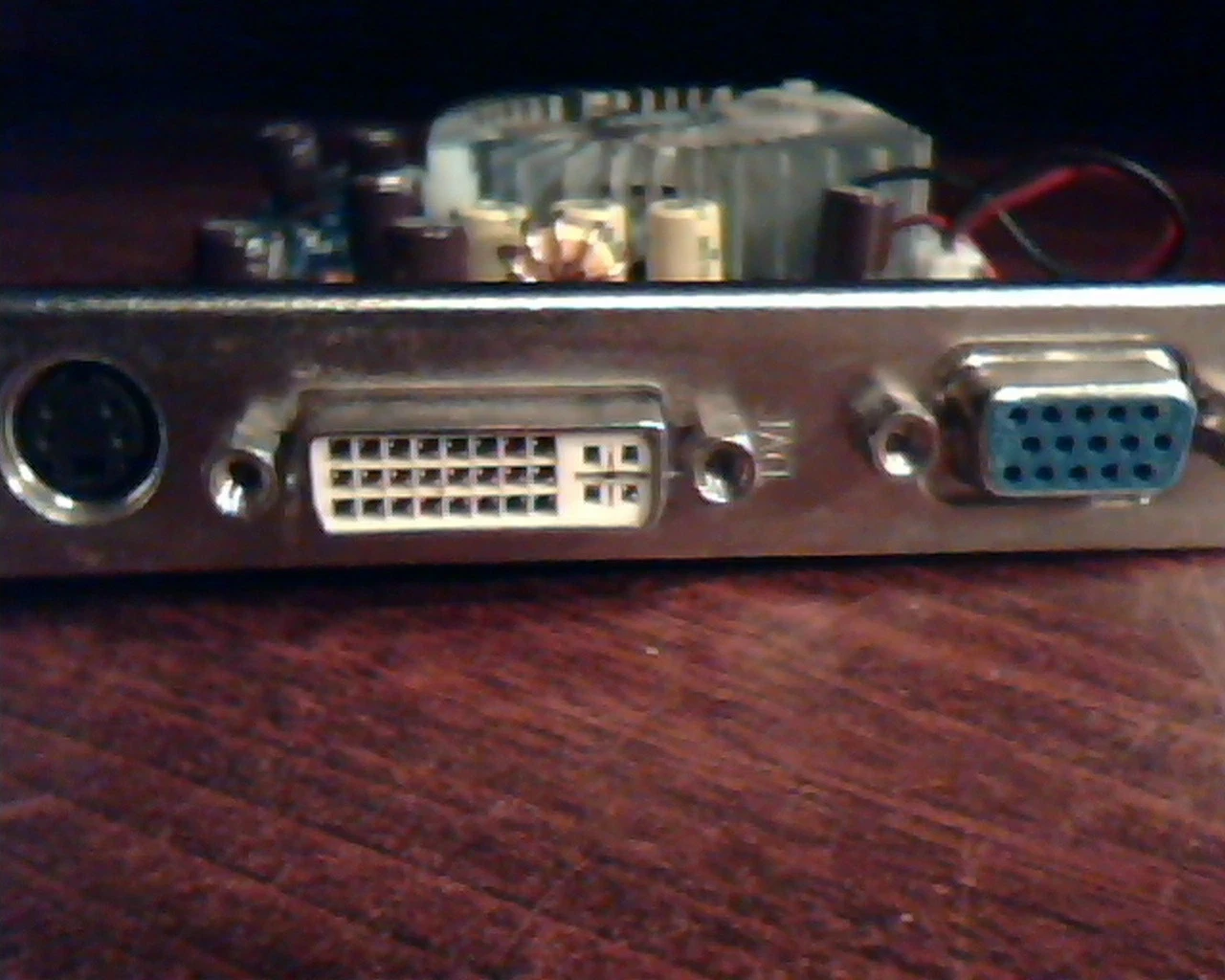 AGP card GeForce 6200A D256M BFGR62256OC 32M MT46V DVI VGA S-Video - image 6