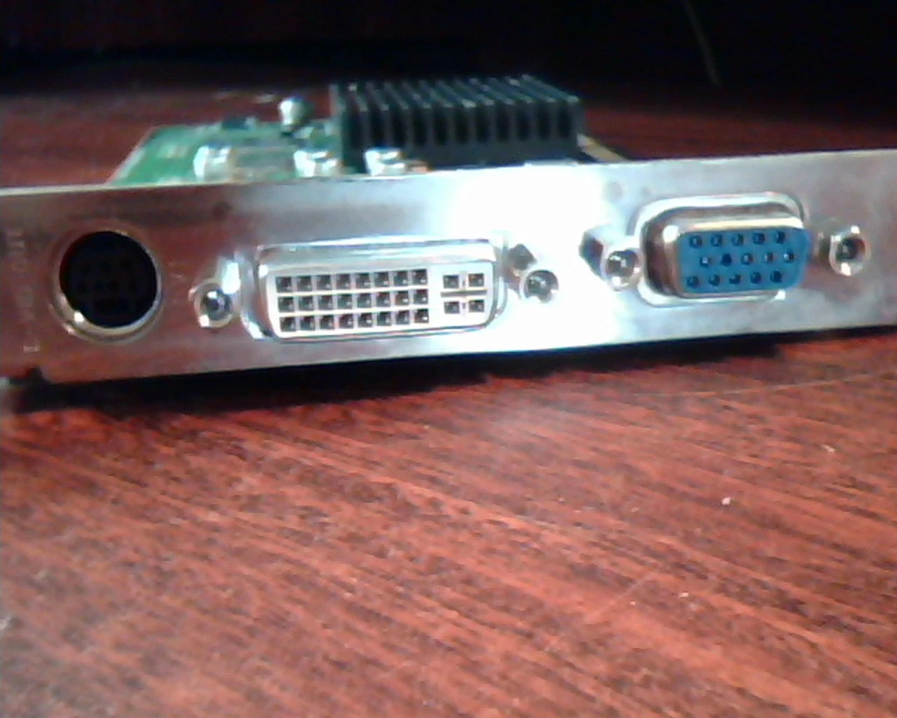 AGP card ATI Radeon 109-78500-00 RV100 SD32M 1027850800 N625 DVI VGA S-Video - image 5