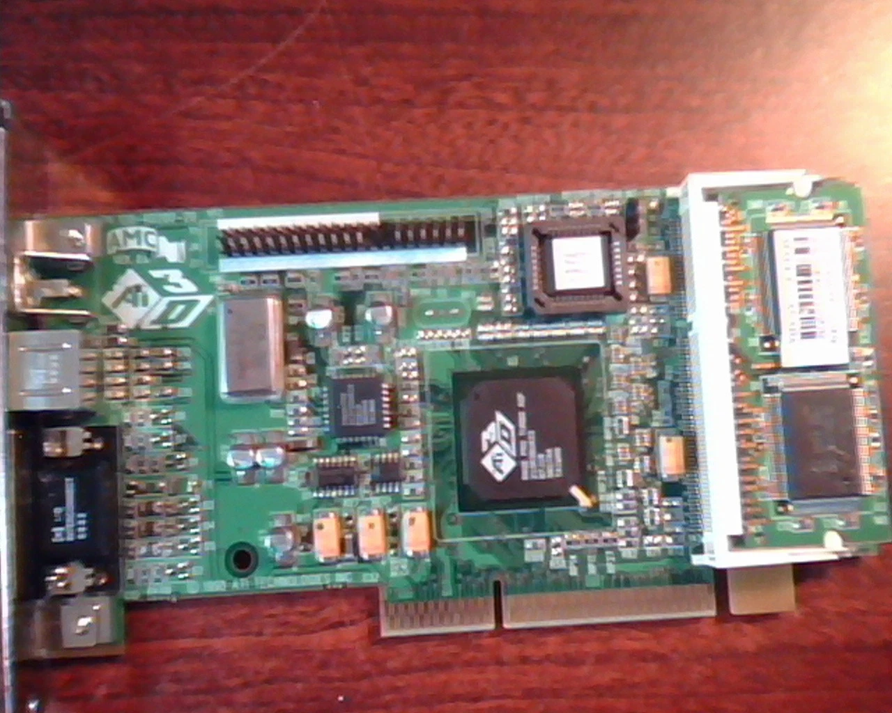AGP card ATI Rage Pro Turbo 109-40200-20 Ver 2.0 AMC 102402041514850S-Video