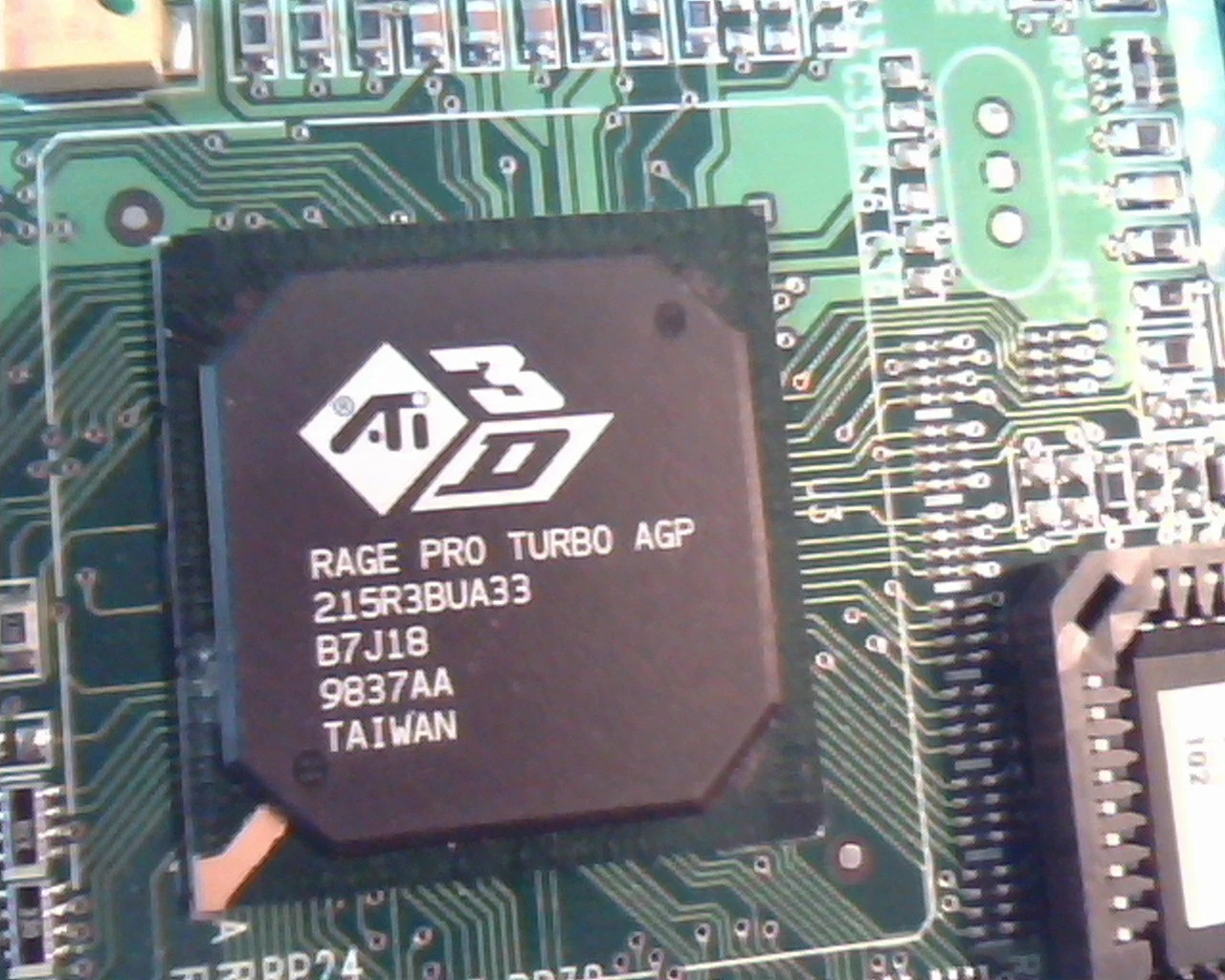 AGP card ATI Rage Pro Turbo 109-40200-20 Ver 2.0 AMC 102402041514850S-Video - image 6