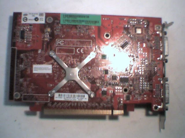 HP ATI Radeon X1600 XT 256MB Graphics Card PCI-e DVI-I 419543-001 109-A67131-00 - image 2