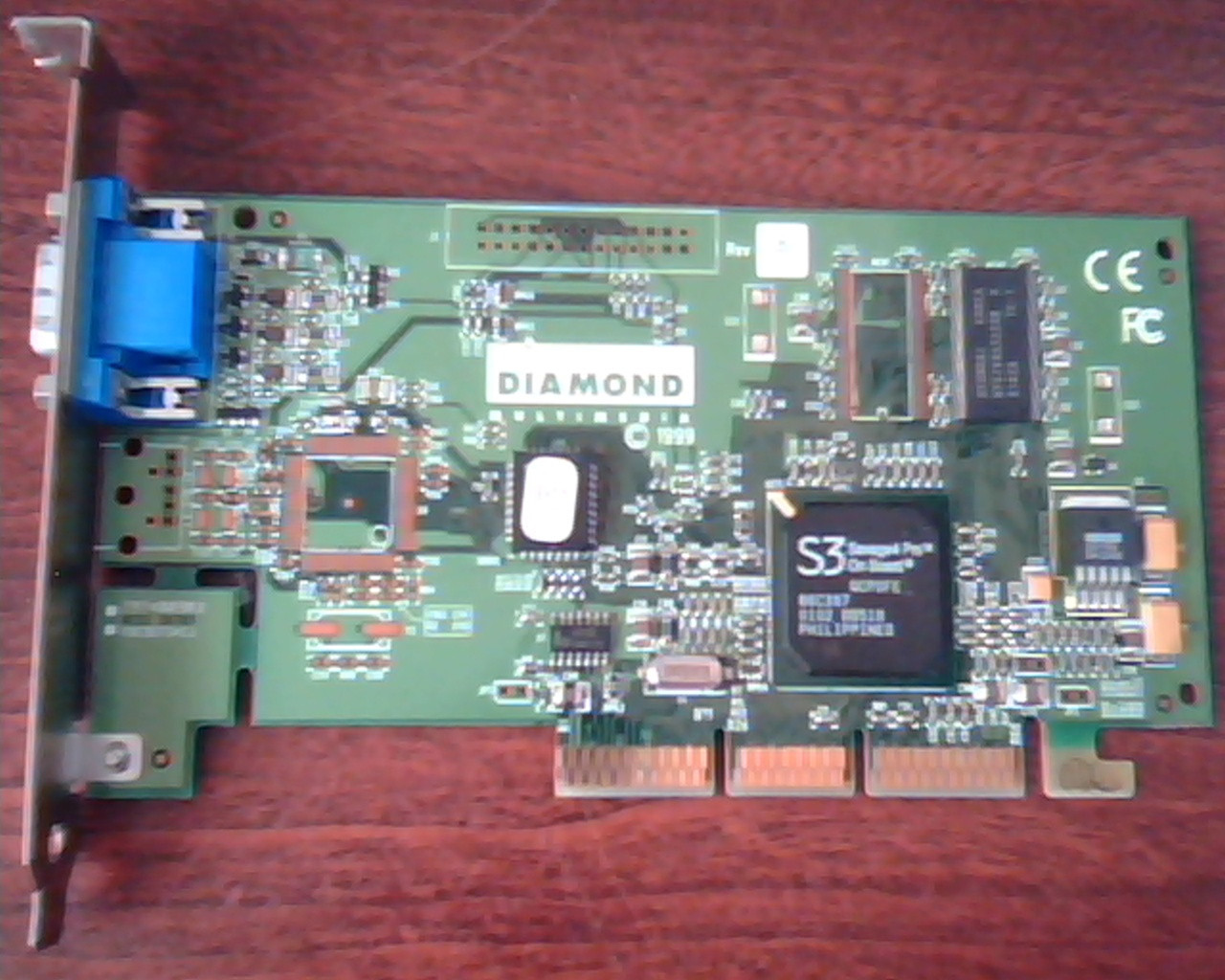 AGP card Diamond Multimedia S3 Savage4 Pro 10K2940 22030570-001 VGA