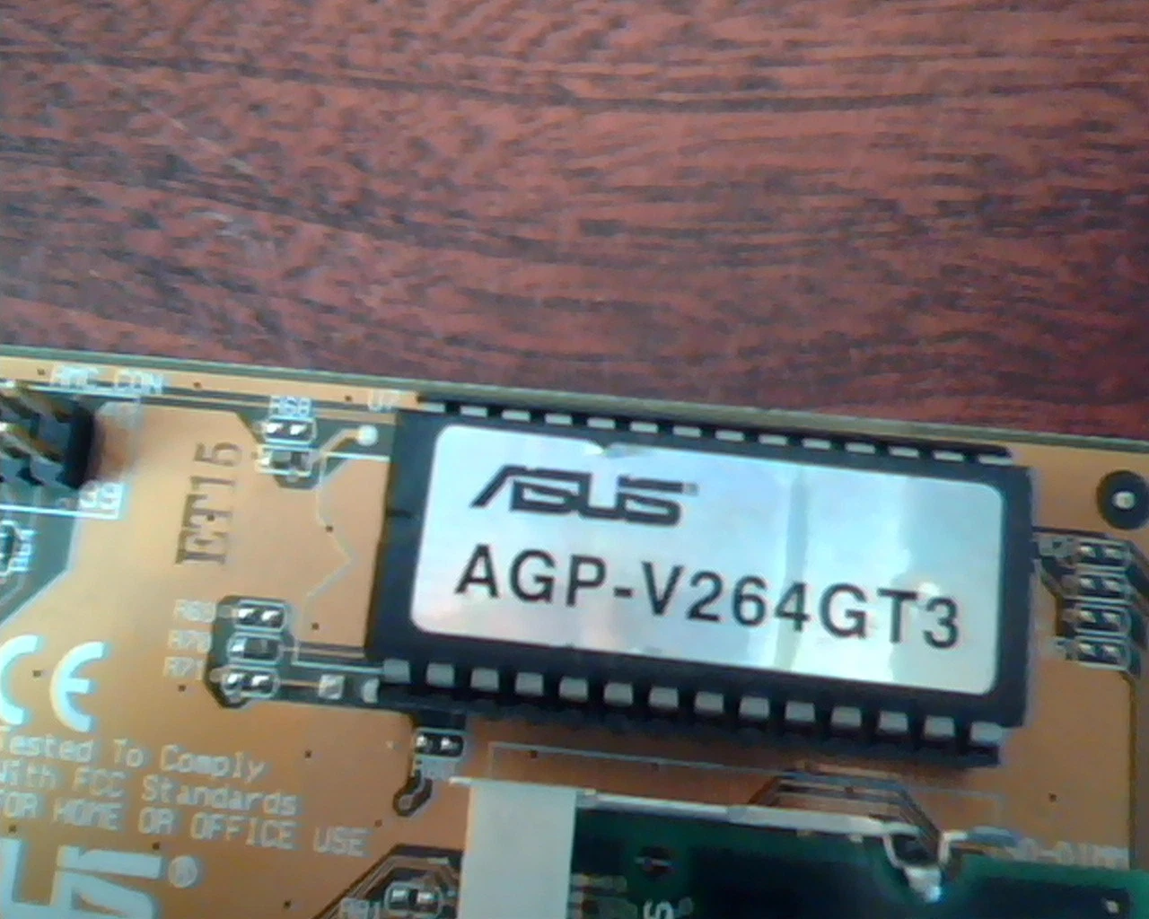 AGP card ASUS AGP-V264GT3 Rev 1.02 S-Video 84803084 4MB VGA DVI1201 - image 2