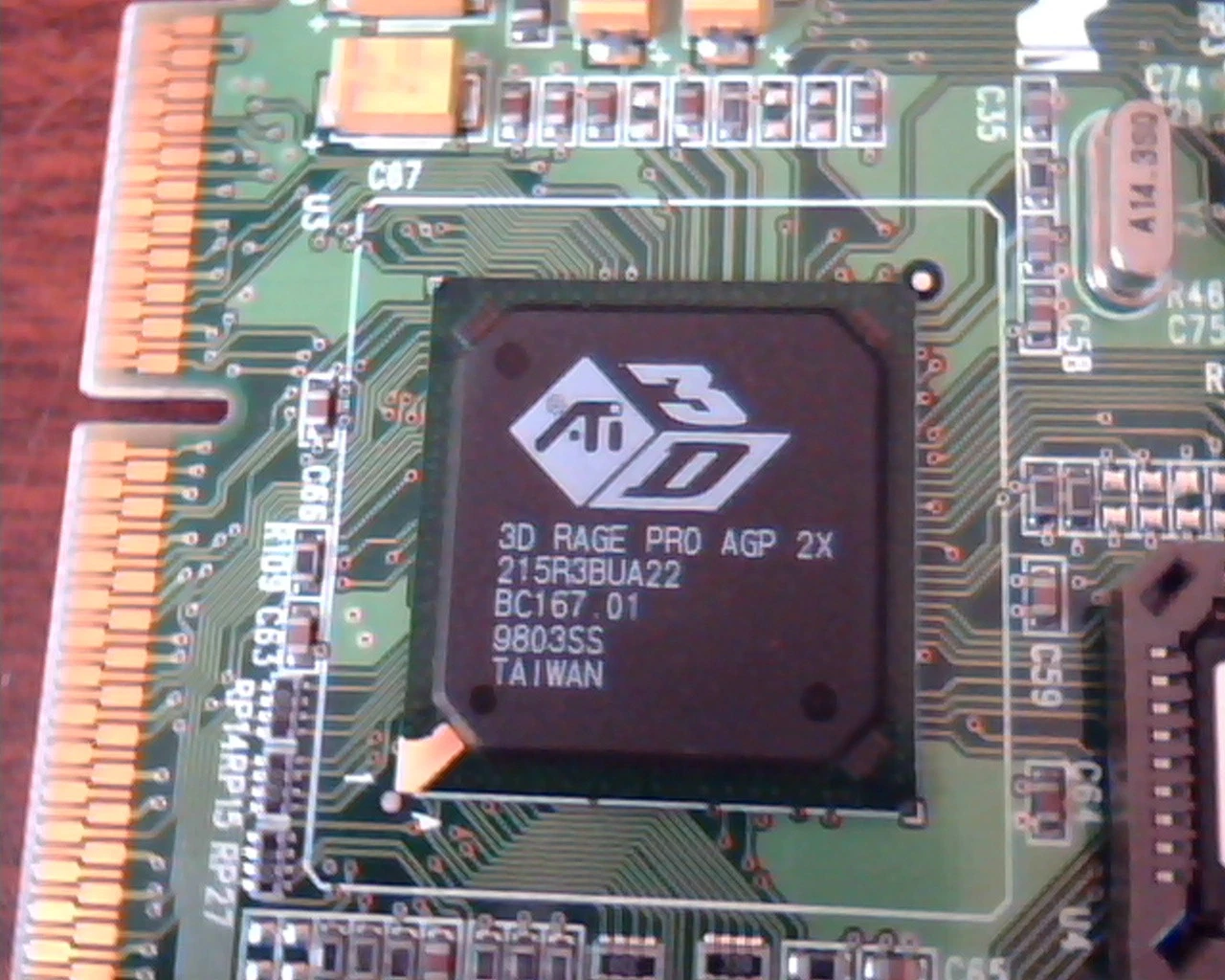 AGP card ATI 109-49800-00 3D Rage Pro 2X 1024980201513863 AMC Ver 2.0 VGA Video - image 2