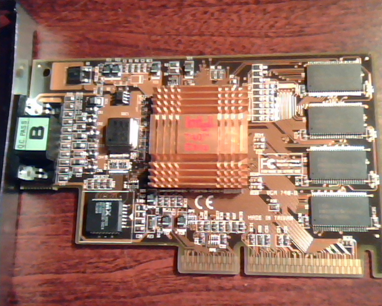 AGP card Intel 740 Chip 9809 740-8C 02869 VGA B9620 VGA 740-8 28F1000CQC-90C4